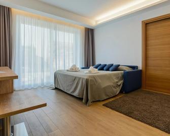 Hotel Serenella - Agropoli - Bedroom