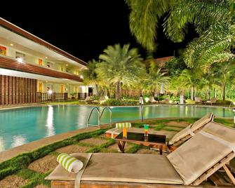 Annai Celestial Resorts - Kanyakumari - Piscina