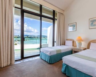 Alupang Beach Tower - Tamuning