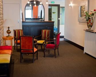 Hôtel Montchapet Dijon Centre - Dijon - Sala de estar