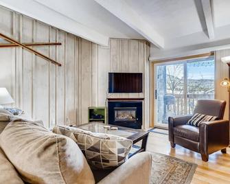 2 Bedroom Close To Main Street With Common Pool And Hot Tub - Tc304 - Frisco - Sala de estar