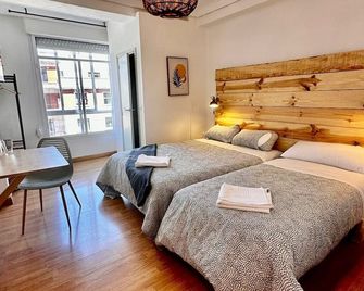 Hostal Atuaire Home en el centro de Burgos - Burgos