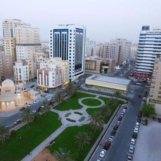 Al Hamra Hotel image 1