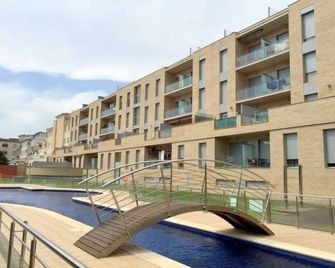 Apartamento Puigmal - Castelló d'Empúries - Bangunan