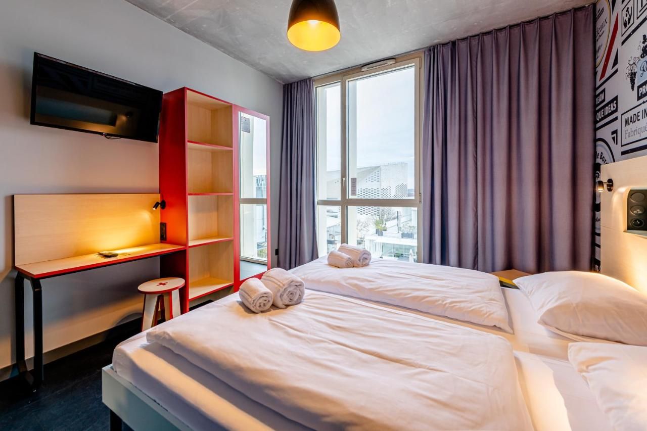 Meininger Hotel Bordeaux Gare Saint-Jean thumbnail 2