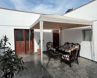 Harmony Inn Miraflores - Lima - Patio