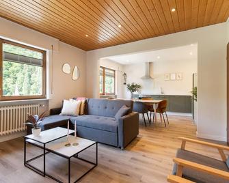 Haus Blaue Traube - Ediger-Eller - Living room