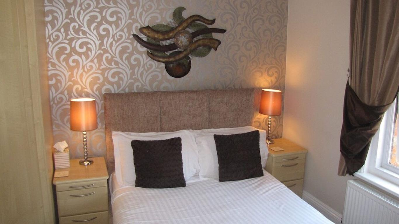 Ashmira Guest House