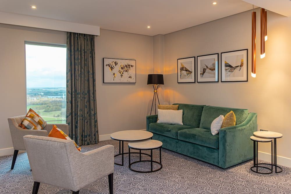 Hotel La Tour - מילטון קיינס - סלון