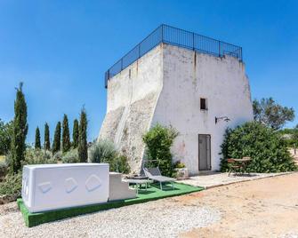 Suite antica Torre dell'alto mare - Taviano - Edificio