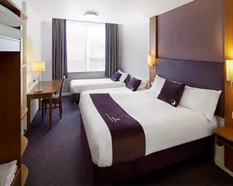 Premier Inn Sandhurst - Sandhurst - Bedroom