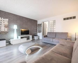 Appartement Suquet à Cannes - Cannes - Salon