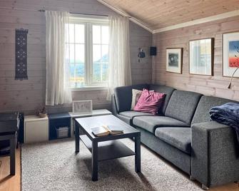 4 Bedroom Amazing Home In Åseral - Åseral - Sala de estar