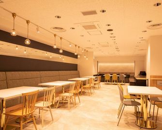 Kochi Sunrise Hotel - קוצ'י - מסעדה