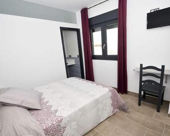 Hostal Maria Jose - Conil de la Frontera - Habitación