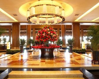 Rainbow Valley Hot Spring Hotel - Yingkou - Lobby
