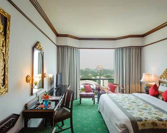 The Empress Hotel Chiang Mai - Chiang Mai - Camera da letto