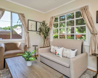 Grapevine Cottage by Avantstay Hobby Vin - Glen Ellen - Sala de estar