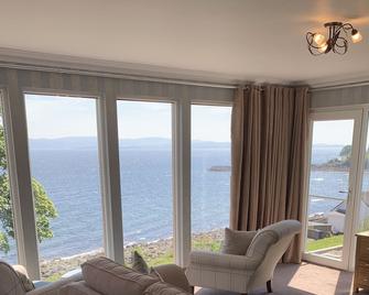 Seaview Cottage - Isle of Bute - Living room