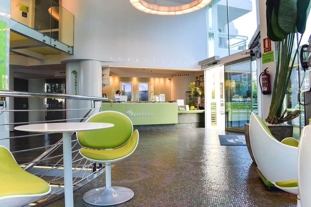 ريفييرا بيتش هوتل - موصى به للبالغين