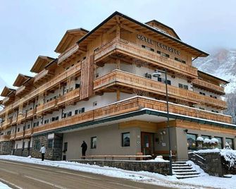 Hotel Colfosco - San Martino di Castrozza - Building
