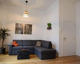 National City Apartments - Antwerp - Ruang tamu