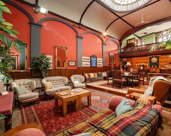 Townhouse in Cromer near Sandy Beaches - Cromer - Lounge