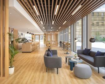 Holiday Inn Express & Suites Sion By IHG - Sion - Lounge