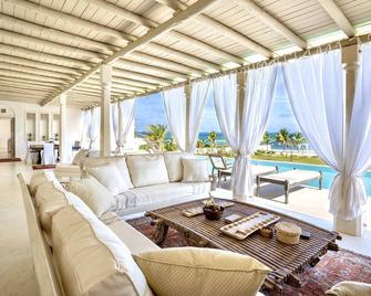 Villa Fahari - Nine Bedroom Villa, Sleeps 18 - Malindi - Living room