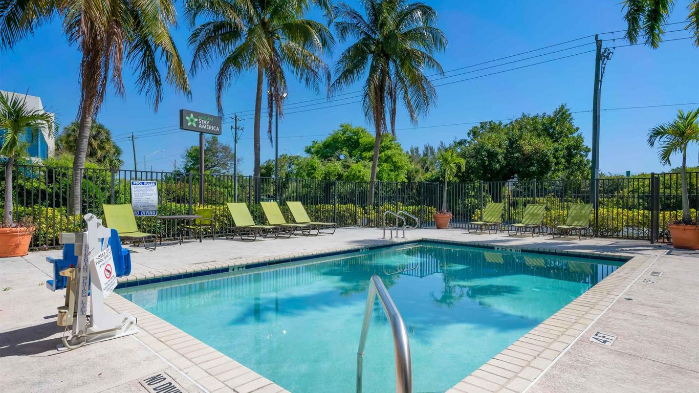 Extended Stay America Suites - West Palm Beach - Northpoint Corporate Park