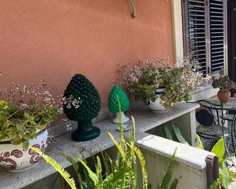 Casa Lucia - Taormina - Patio