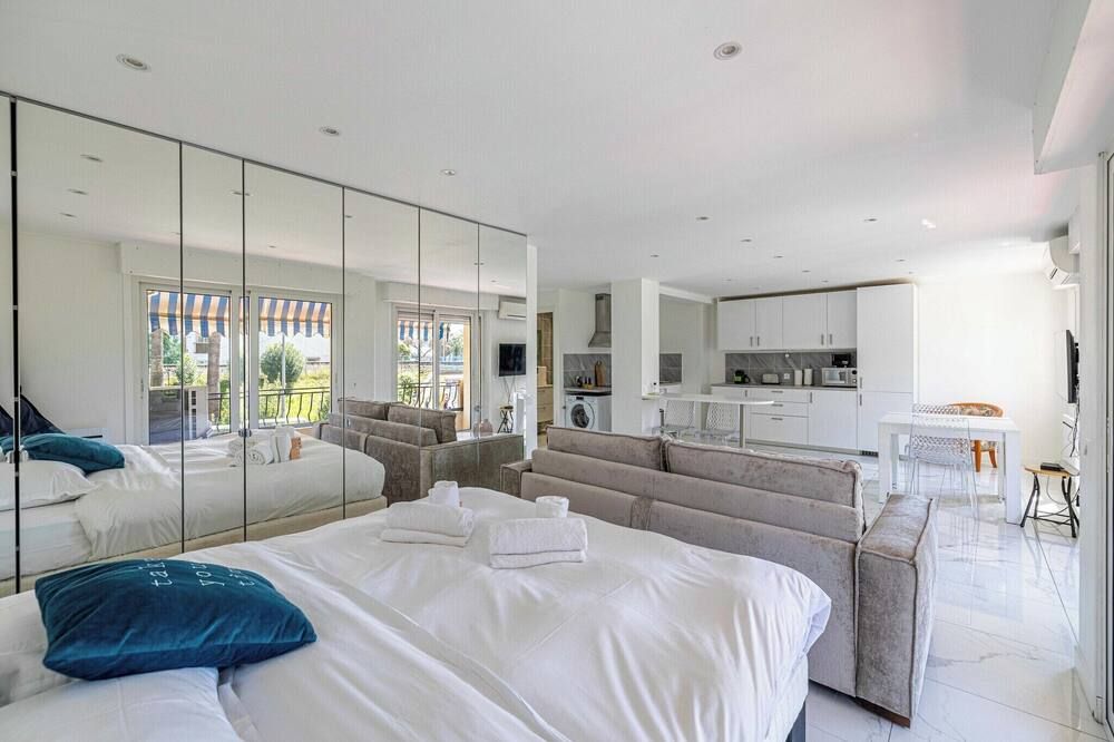 Modern and Cosy Studio- AC- 4P- Cannes - קאן - חדר שינה