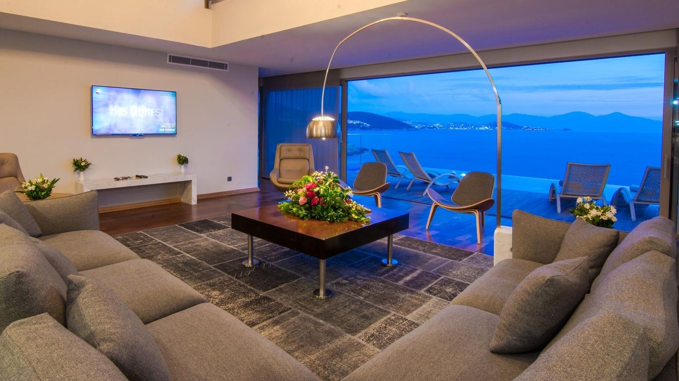 منتجع بين باي هوليداي