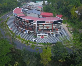 Wayanad Royal Crown - Kalpetta - Building
