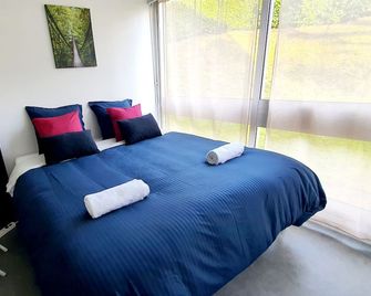 Charme et Bien-être à 10 Minutes du Château de Versailles - Le Chesnay - Chambre