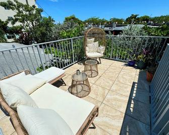 Inn on the Drive LLC - Fort Lauderdale - Balkong