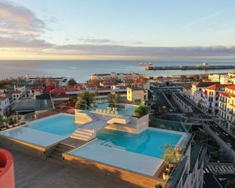 Three House Hotel - Funchal