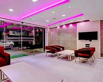 Orion Sapphire - Kolkata - Lobby