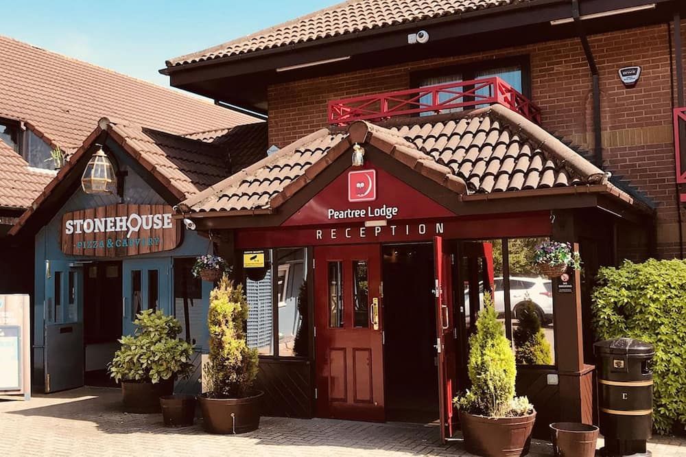 Peartree Lodge Waterside - מילטון קיינס - בניין
