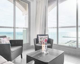 Tel Aviv Home - Tel Aviv - Sala de estar