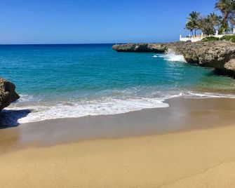 Coral Blanco Hotel - סוסוה - חוף