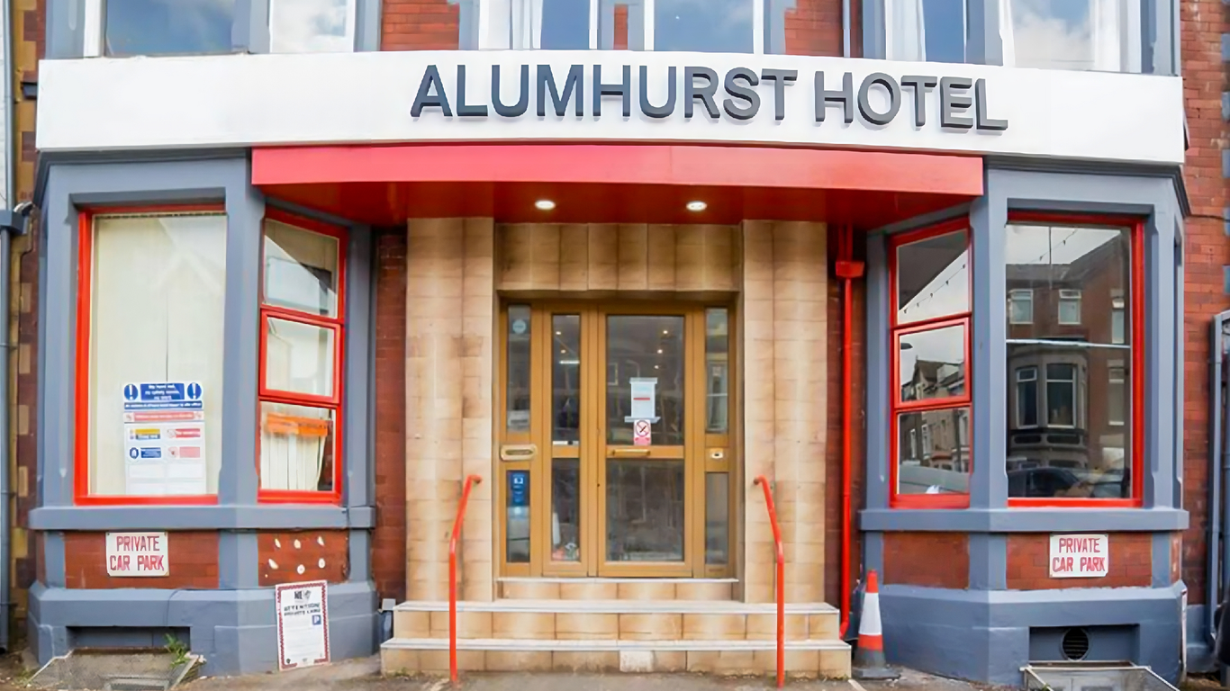 Alumhurst Hotel