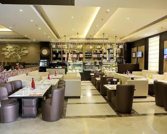 Vijay Intercontinental - Kanpur - Restaurant