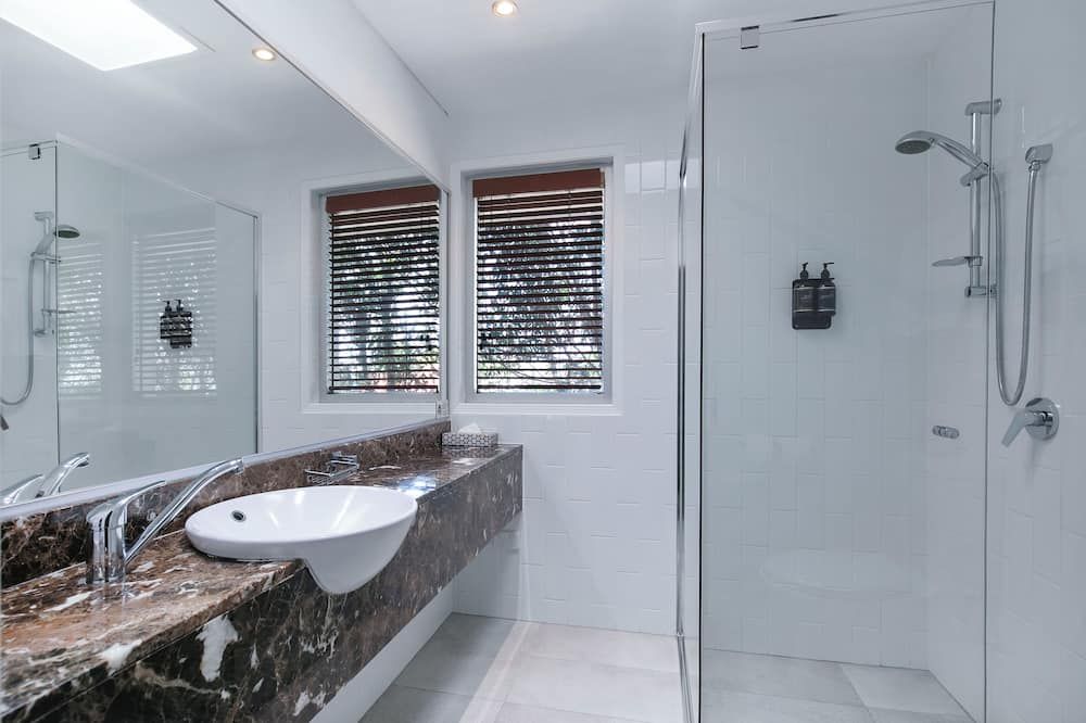 Comfort Inn & Apartments Northgate Airport - Brisbane - Bathroom