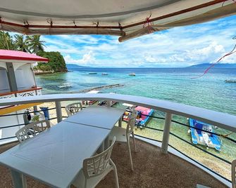 Arkipelago Divers and Beach Resort - Puerto Galera - Balcony