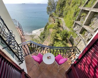 Due Relais - Panoramic Sea View Suites - Vietri sul Mare - Balkón