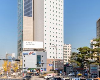 Toyoko Inn Seoul Dongdaemun II - Séoul - Bâtiment
