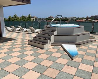 Hotel Wega - Bellaria-Igea Marina - Budova