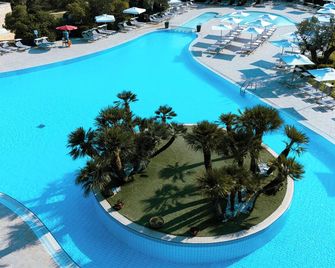 Voi Floriana Resort - Simeri - Piscine