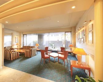 Art Hotel Joetsu - Jōetsu - Lounge